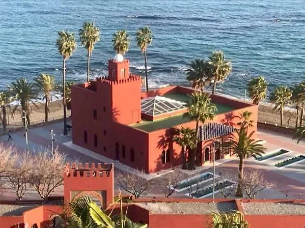 Benalbeach Jr Suite Málaga 0*,